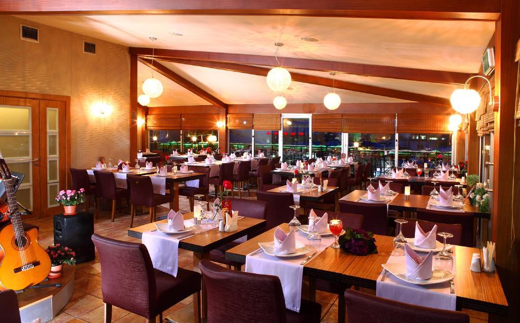 Sultan Hotel-Restaurant-Bistro Sivas Bagian luar foto